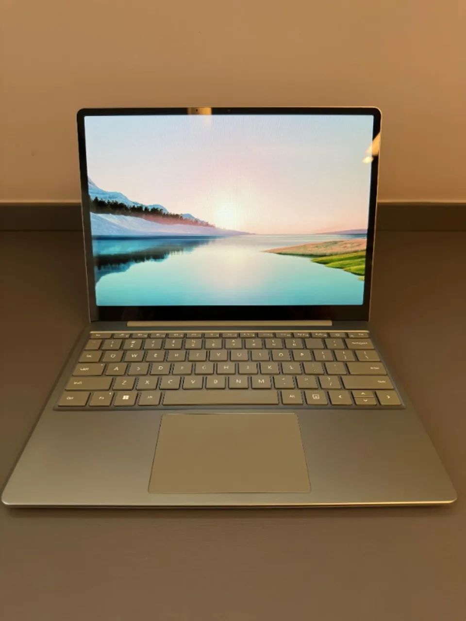 Notebook Surface Laptop Go 2 | i5 11ª Geração | Touchscreen | 8GB RAM - Foto 2