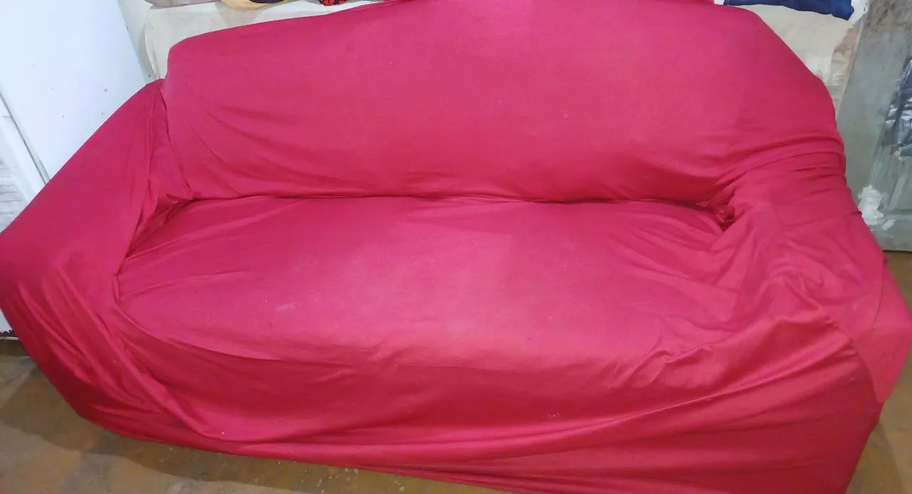 Sofa usado em Boa Condições!64842071389313122