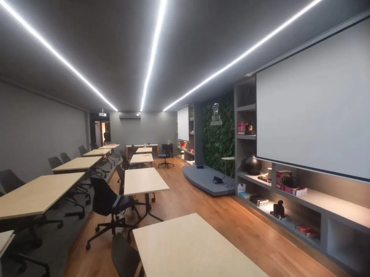 Salas comercias MOBILIADAS em Petrópolis - Natal - RN