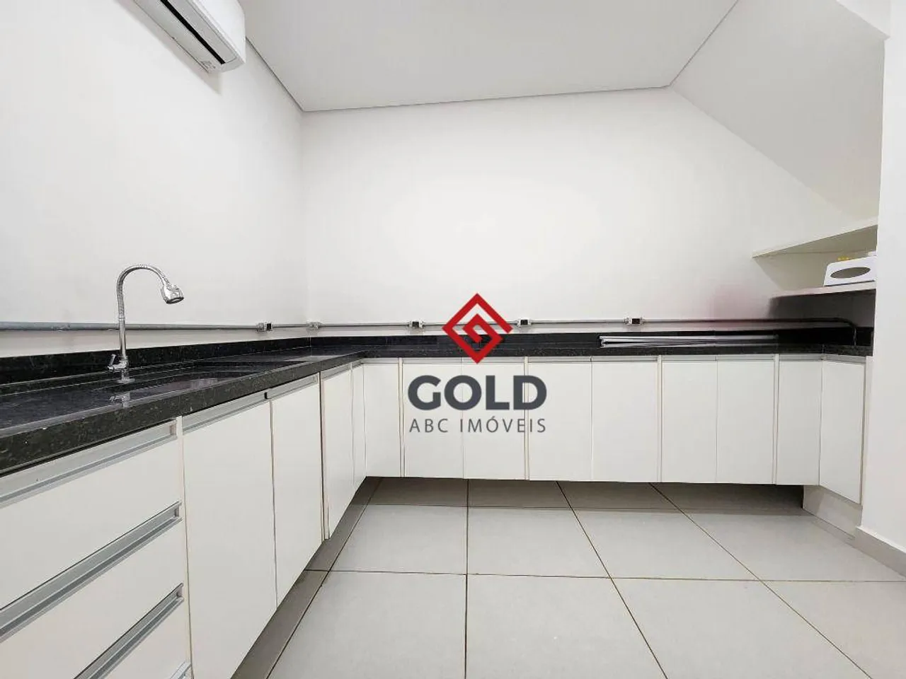 Sala para alugar, 129 m² por R$ 7.108,00/mês - Vila Assunção - Santo André/SP