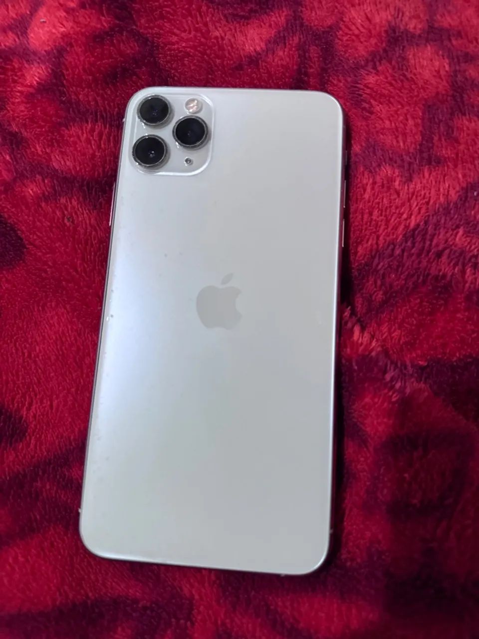 V ou t iPhone 11 Pro Max branco  - Foto 2