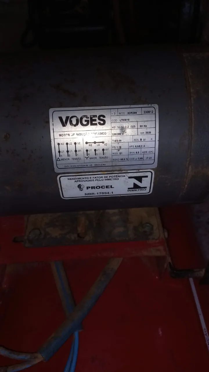 Vendo Compressor de Ar Pressure AT 15 / 175V - Foto 4