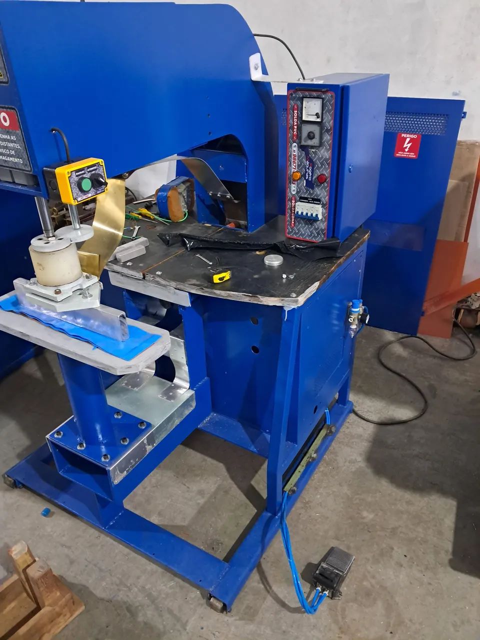 Máquina de Solda lonas eletrônica 10 kva