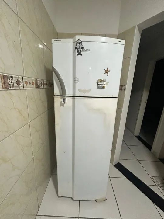 Geladeira Duplex Frost Free Usada - Foto 2
