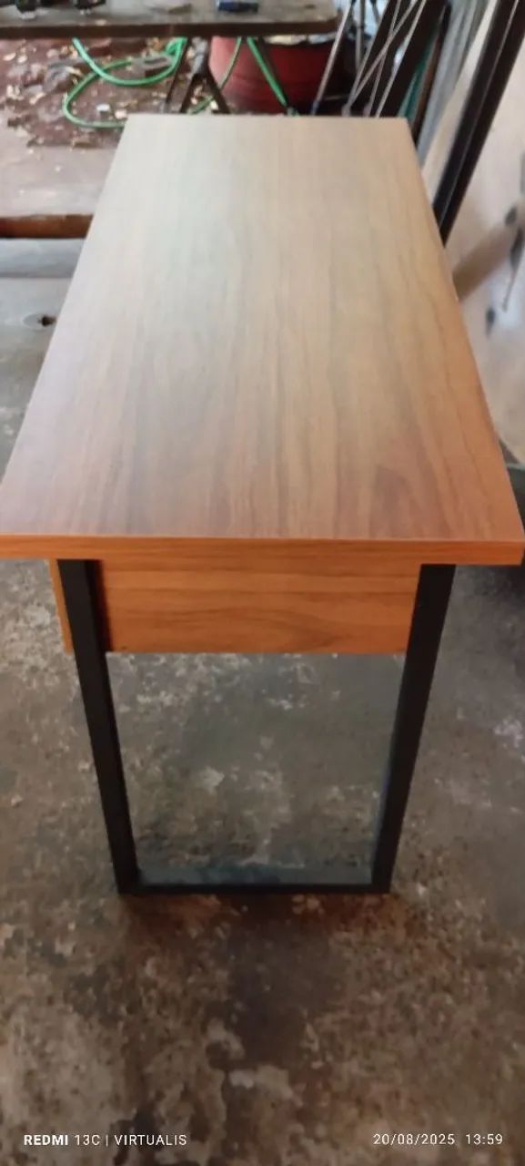Mesa de escritório c/gaveta - Foto 5