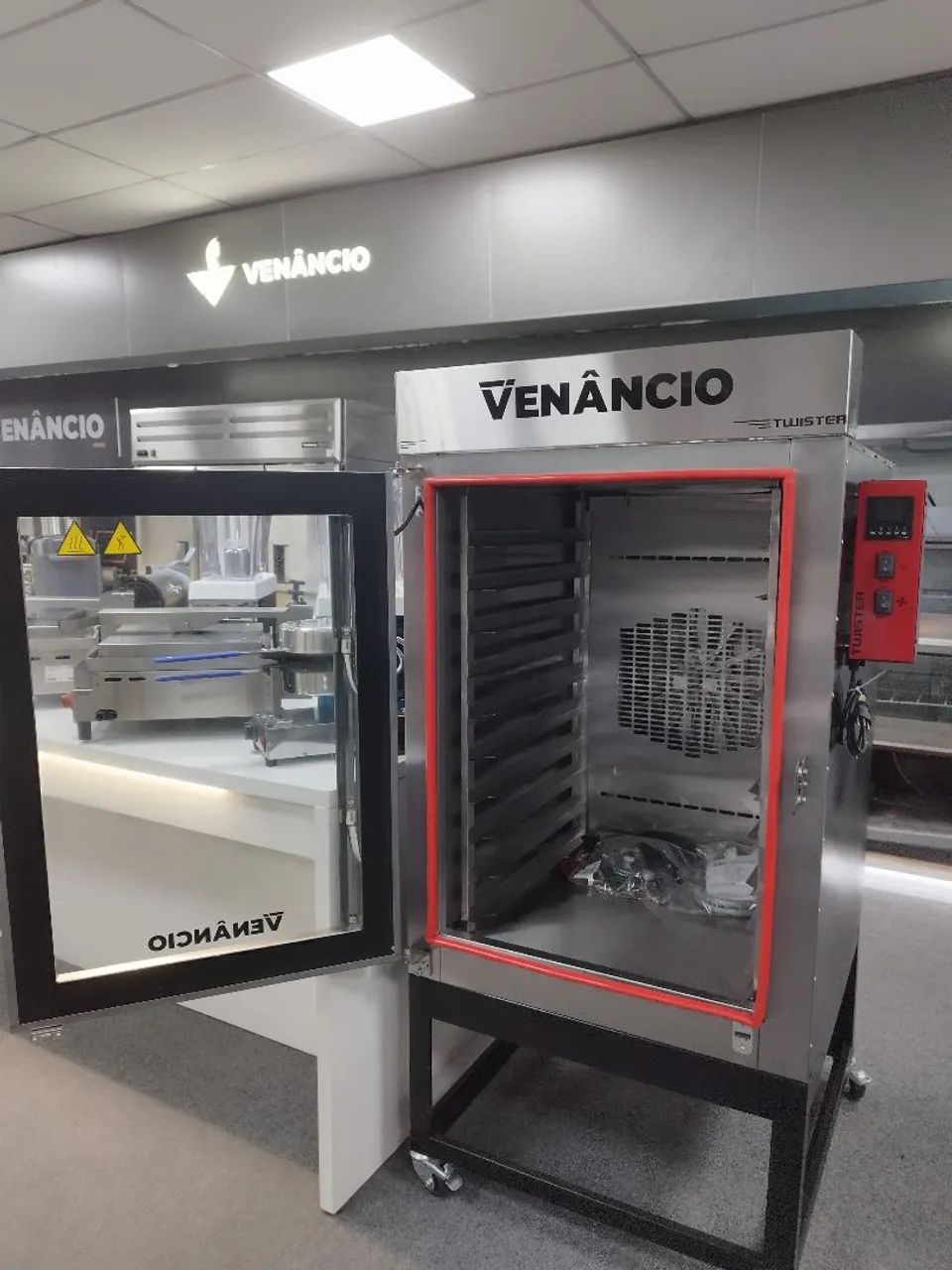 forno turbo elétrico 10 telas Venâncio  - Foto 2