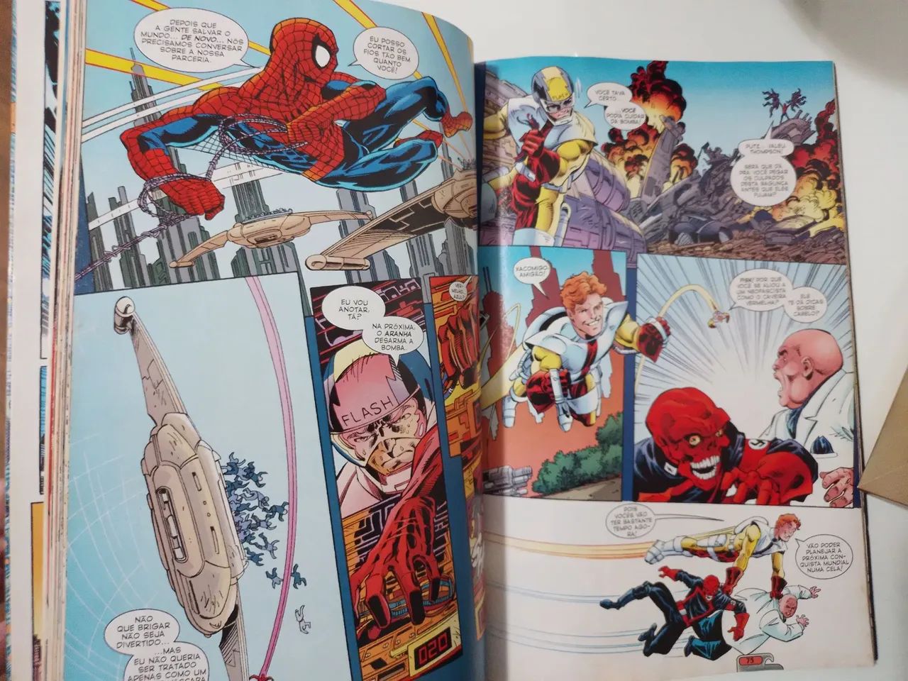 HQ Marvel Comics Homem Aranha Edição Especial  - Foto 4