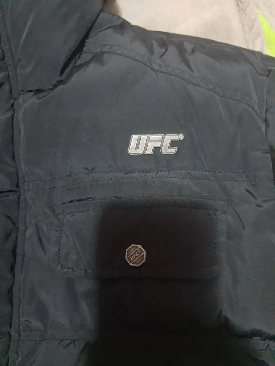 Casaco de inverno UFC - Foto 3