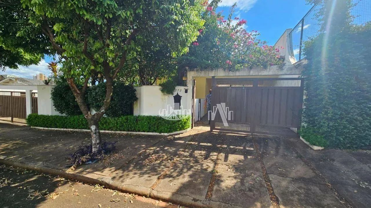 Casa com 3 quartos à venda, 345 m² por R$ 1.250.000 - Vila Brasil - Londrina/PR - Foto 2