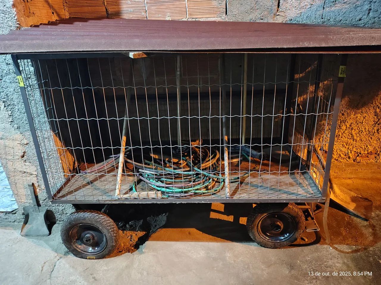 CARRO PLATAFORMA 4 RODAS COM GRADES - Foto 4