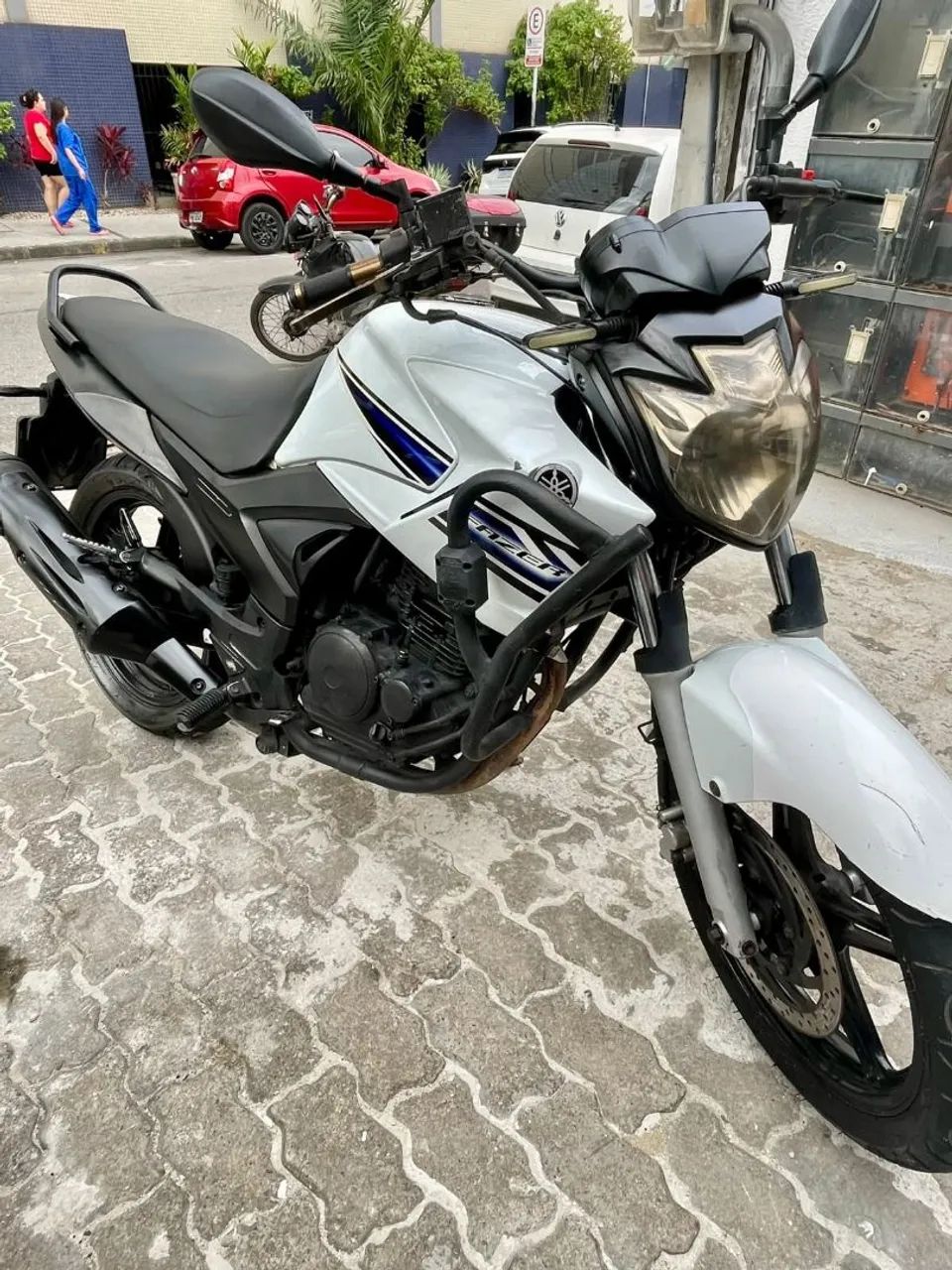 Fazer 250 2014 branca 
