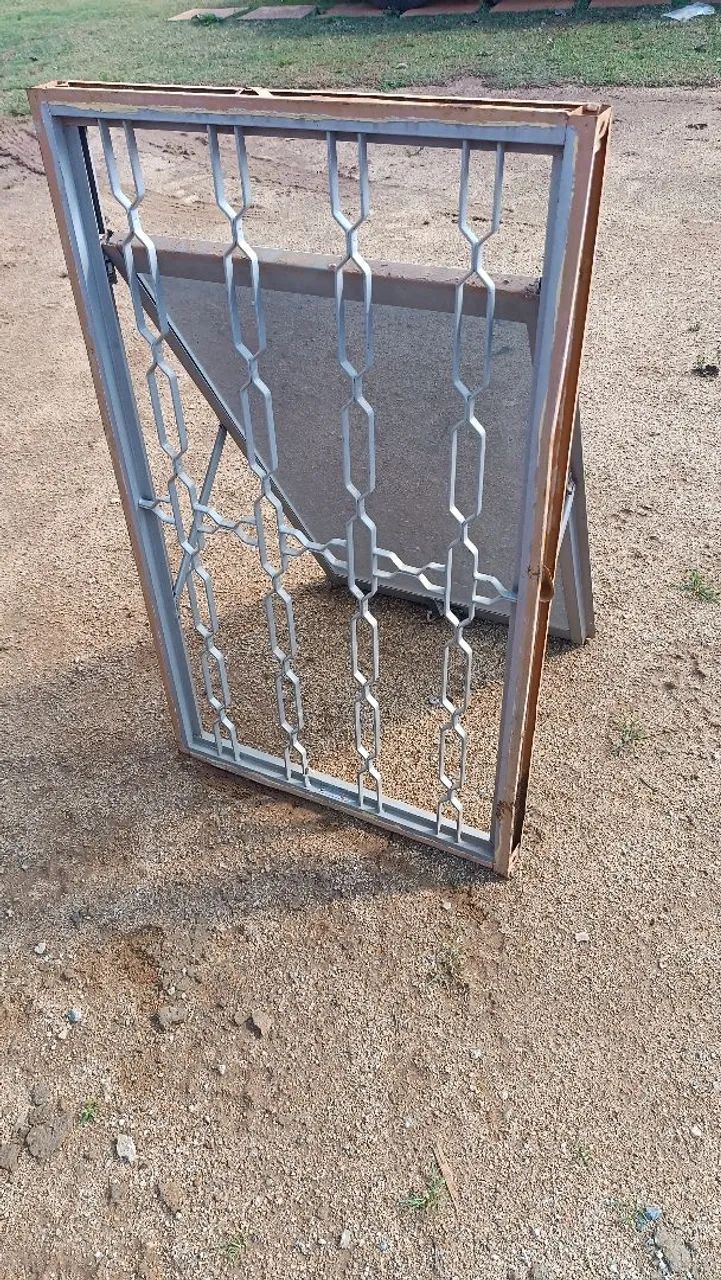 Vendo janelas basculante 