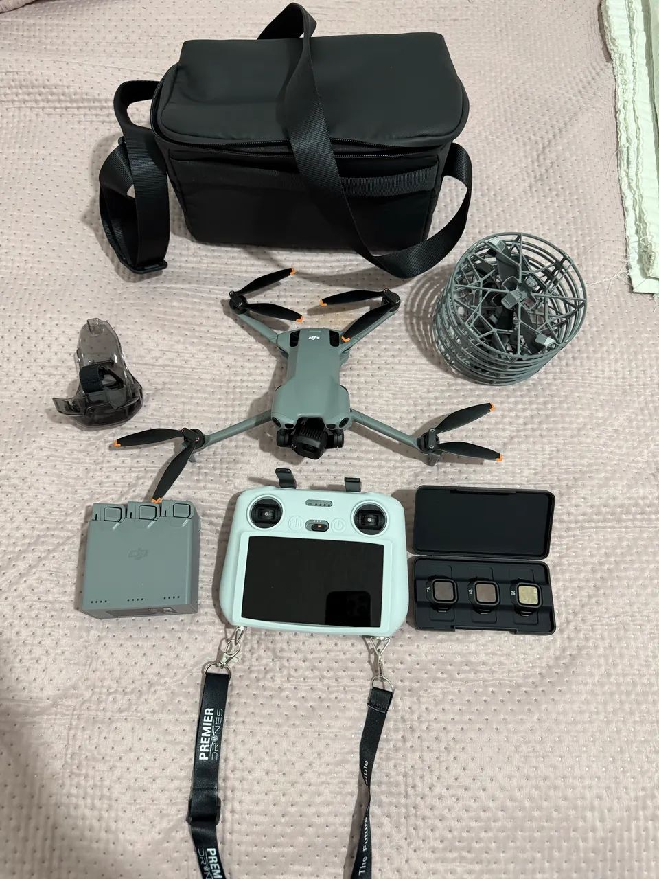 Vendo drone dji mini 5 pro combo fly more controle com tela  - Foto 4