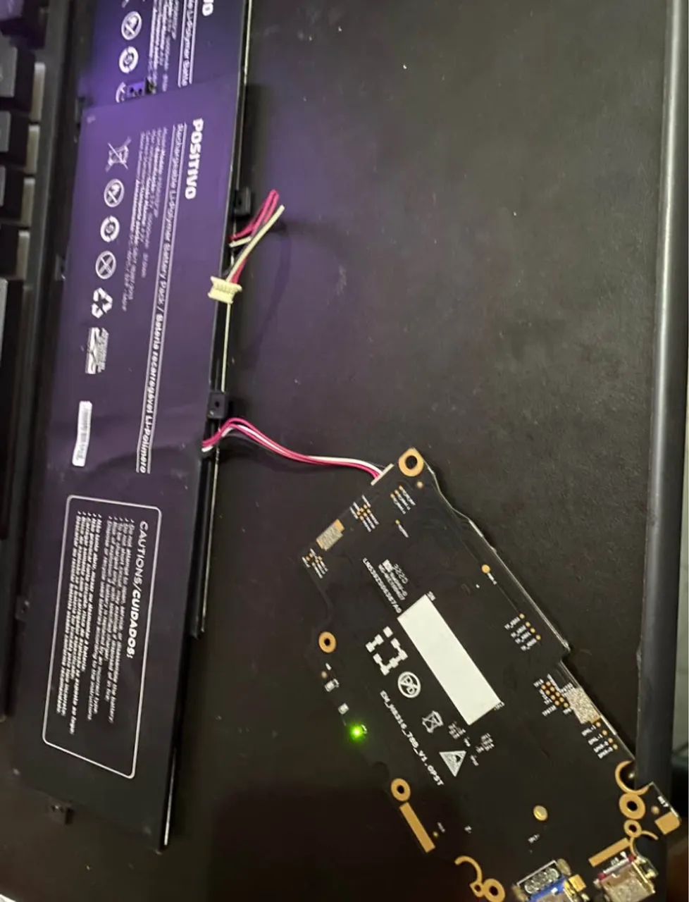 Placa + bateria de notebook positivo Motion 