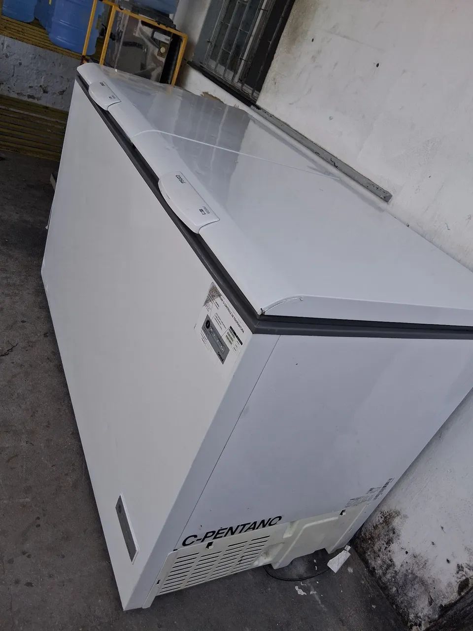 Freezer consul novo 