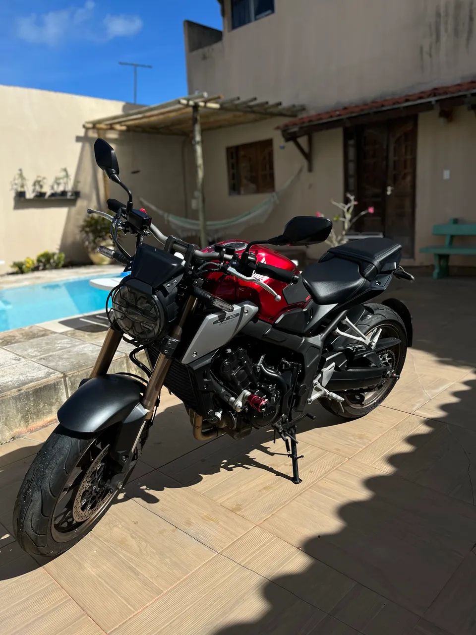 Cb 650r extremamente nova - Foto 2