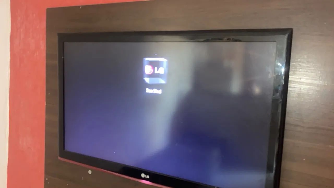 Tv LG 42 polegadas NÃO É SMART funciona perfeitamente  - Foto 3