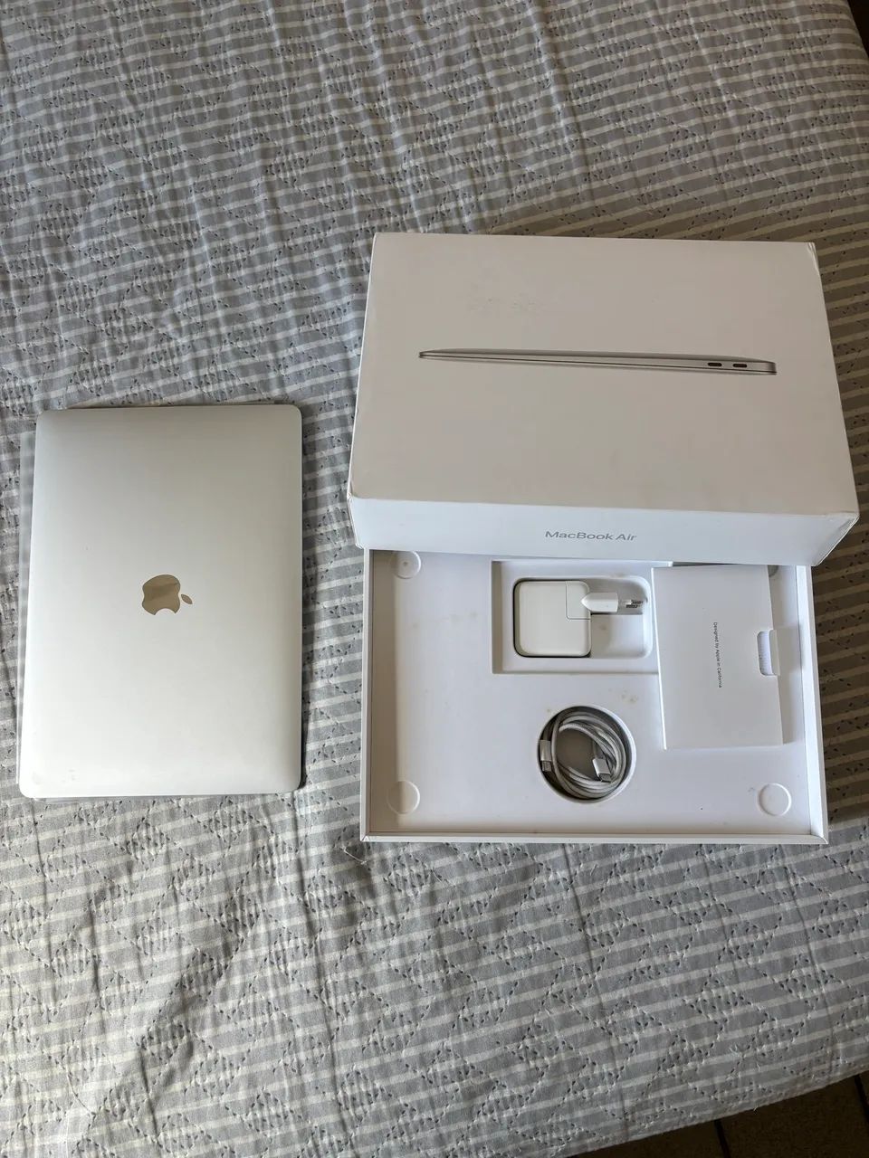 Macbook Air 2020 - com defeito, ler descrição