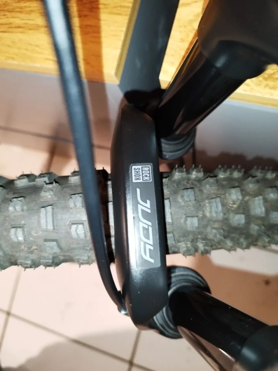 Bicicleta Specialized Rockhopper Elite  - Foto 4