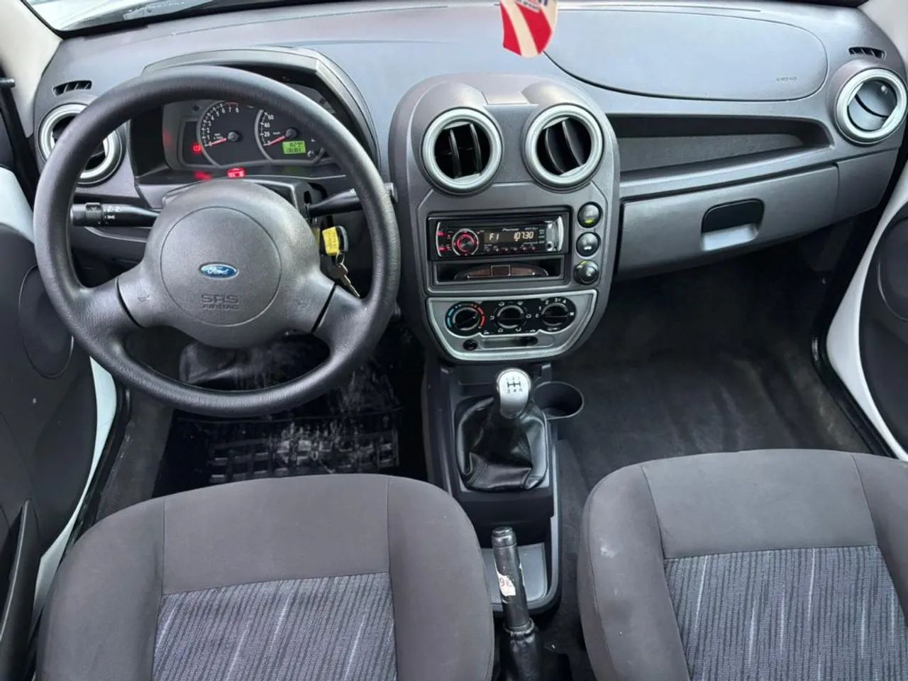 Ford KA 1.6 8V Flex 3P 2010 - Foto 5