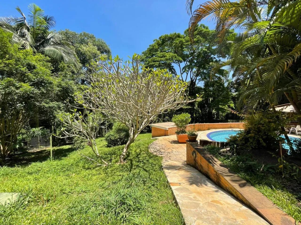 Casa no condomínio Condomínio Granja Velha para locação com 5 quartos, sendo 2 suítes, 369 - Foto 7