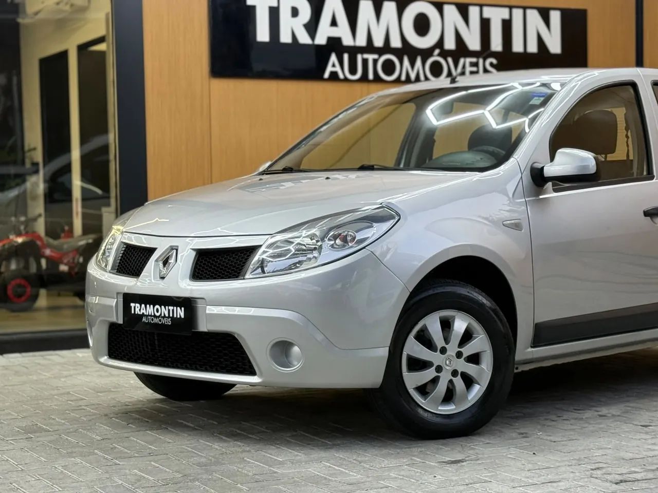 Renault Sandero Expression Hi-flex 1.6 8V 5P 2011 - Foto 2
