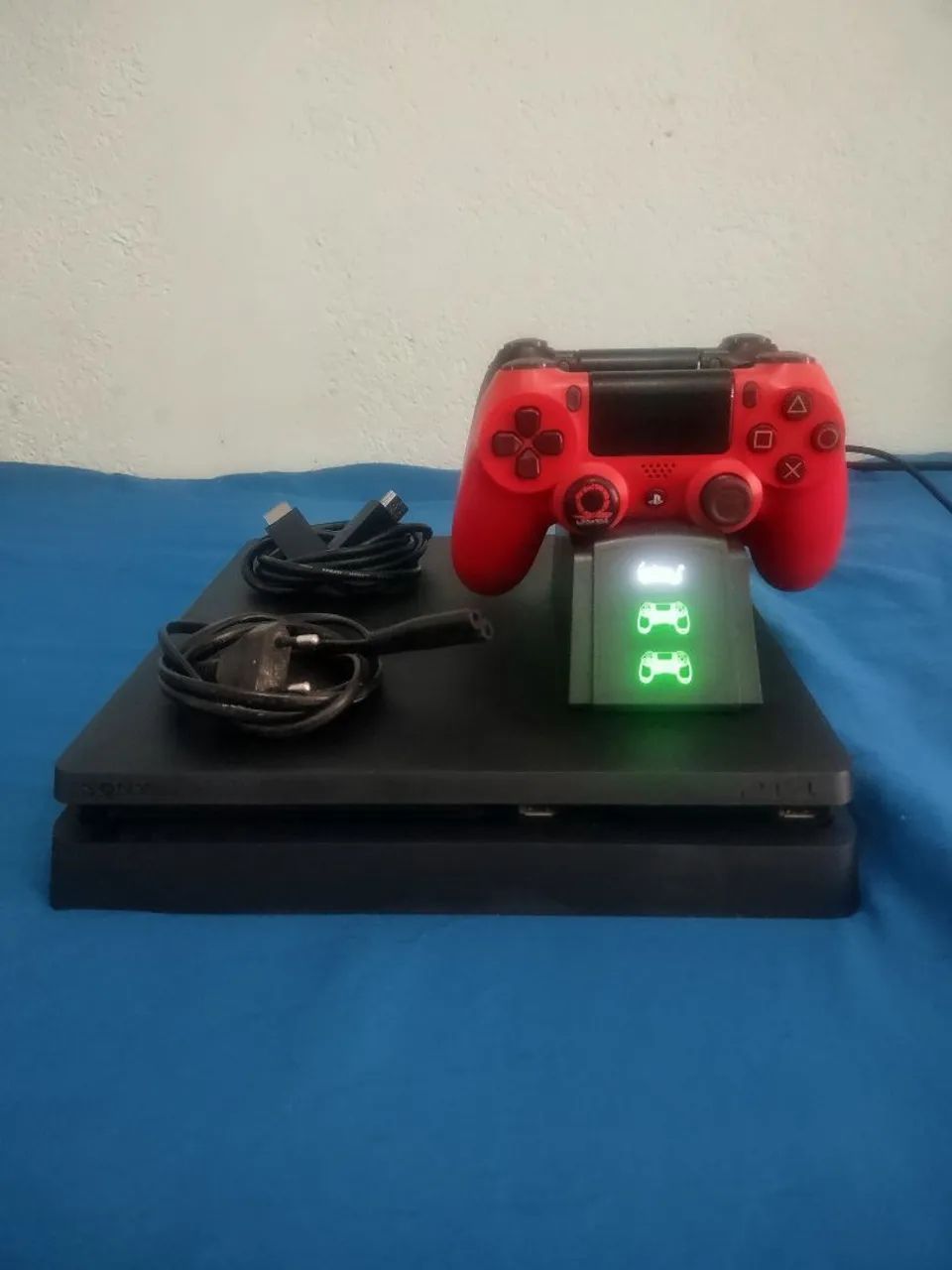 PlayStation 4 slin 