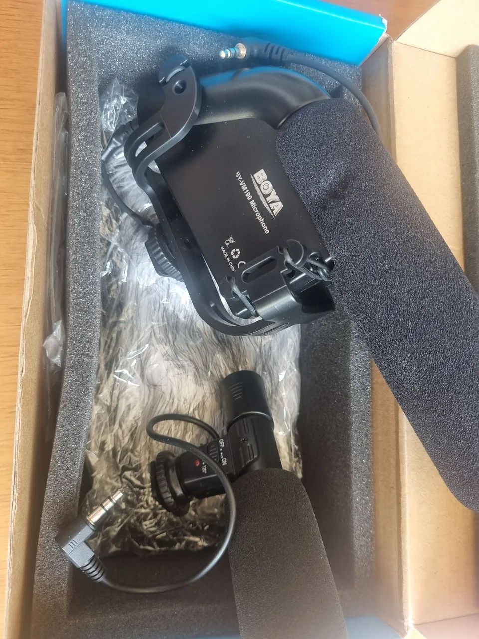 Microfone Boya BY-VM190