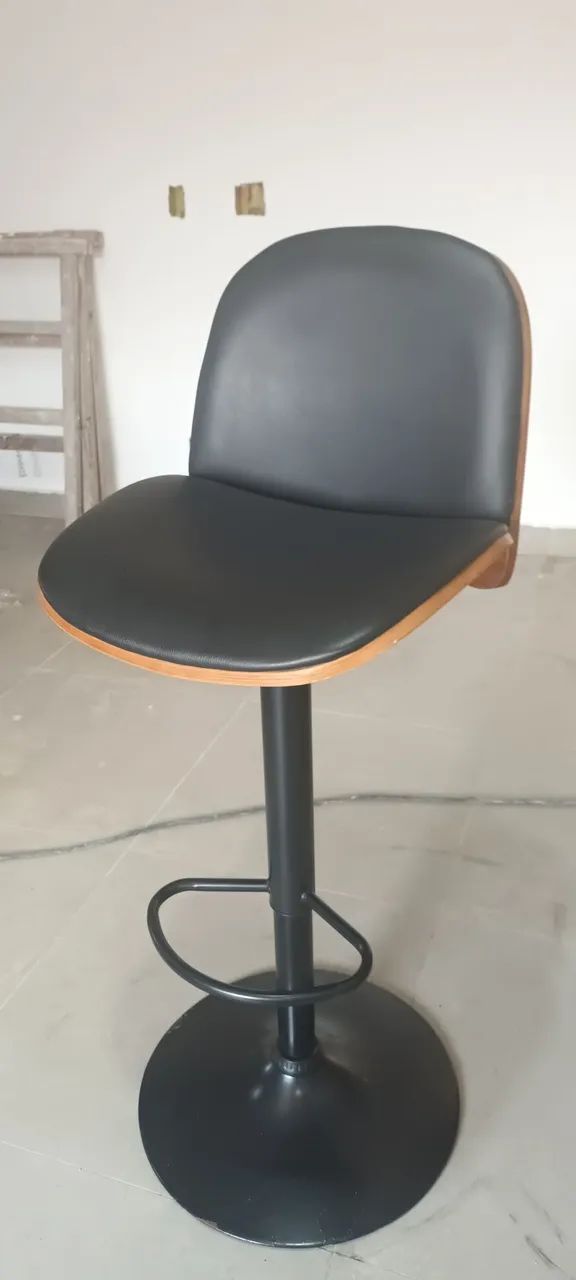 Banqueta Giratória 