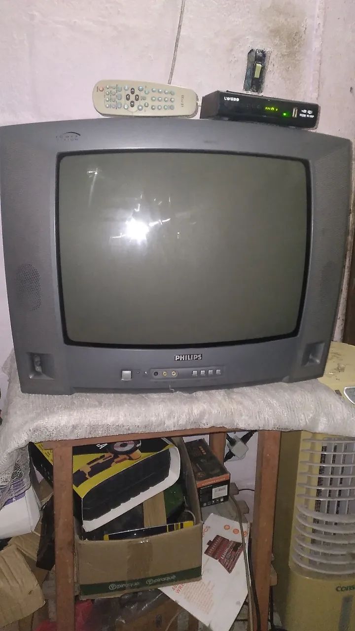TV  de tubo filipis 21 polegadas com conversor  - Foto 3
