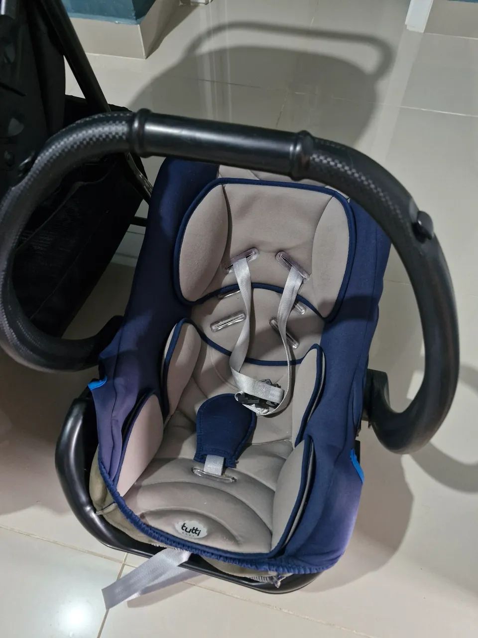 Carrinho + Bebê Conforto - Foto 4