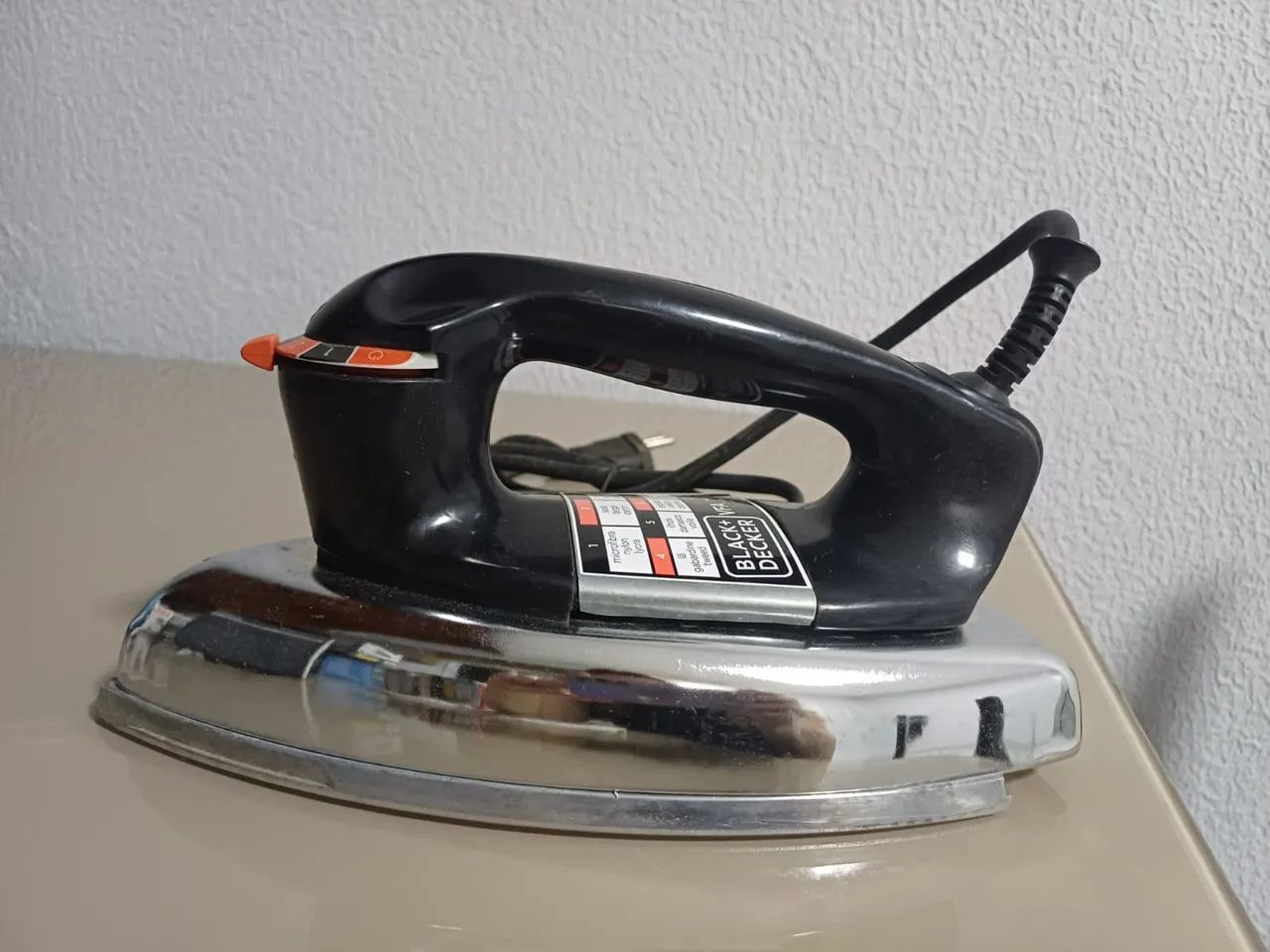 Ferro de Passar Black & Decker VFA - Foto 3