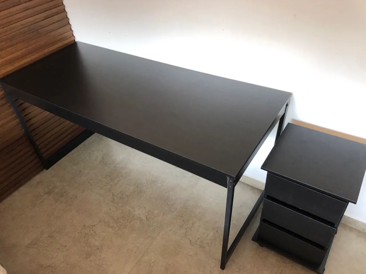 Mesa escrivaninha com gaveteiro  nova  - Foto 5