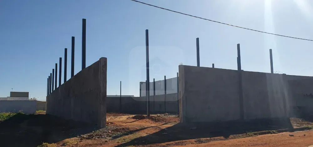 Galpão para locação comercial no bairro Laranjeiras - Foto 5