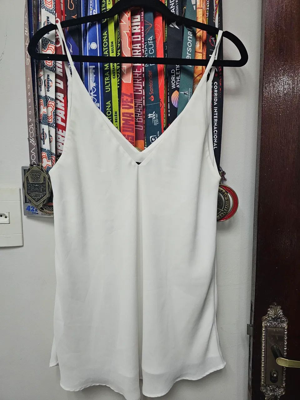 Blazer offwhite e blusas brancas e offwhite  - Foto 4