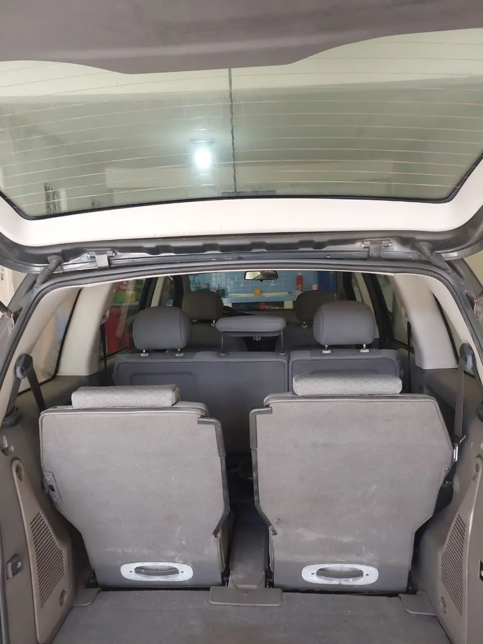 Vende cá um carro 