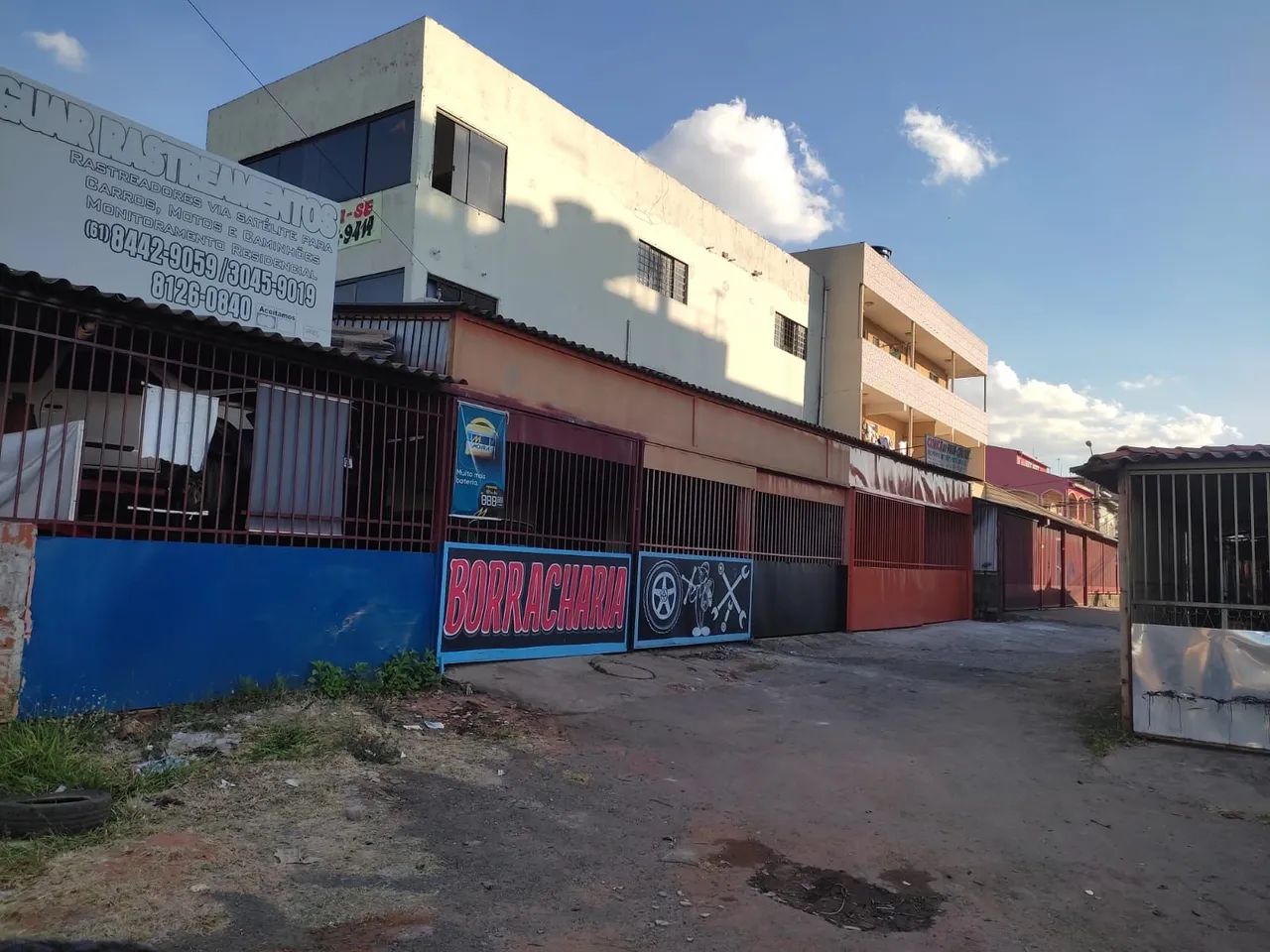 Vendo ou troco prédio comercial residencial ótima localização 