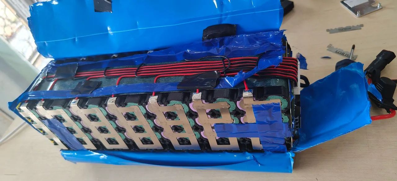 Pack de bateria 48v 15ah  pra retirar células  - Foto 4