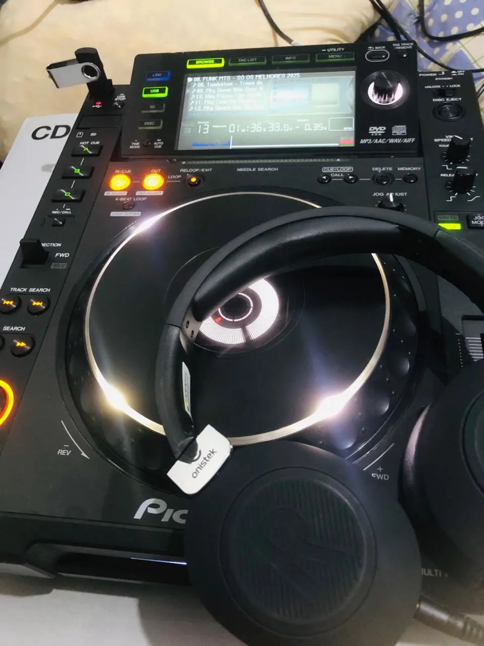 CDJ 2000 pionner + MIXER 900 NEXUS - Instrumentos musicais - Santa