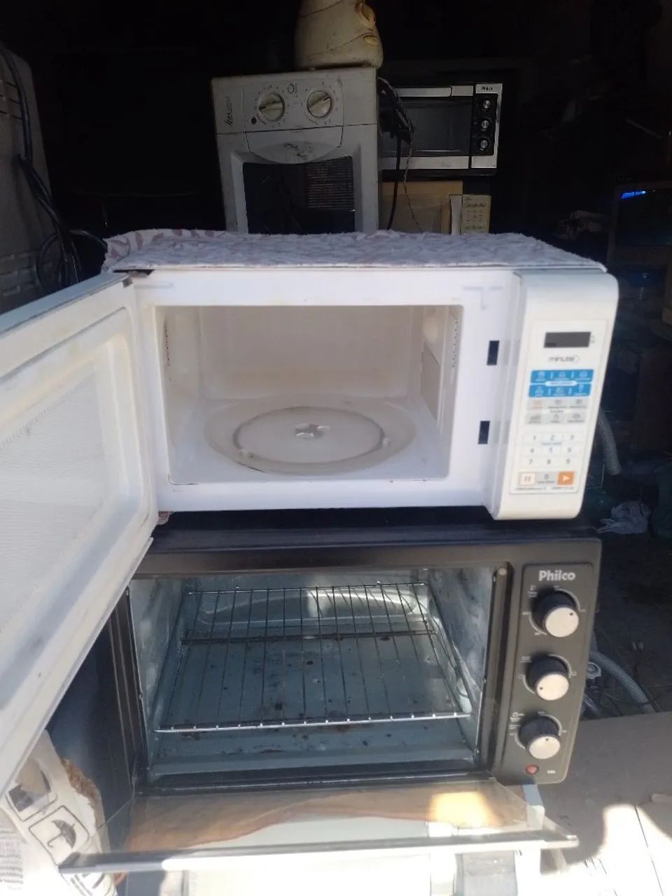 Microondas Philco 23 LTS 