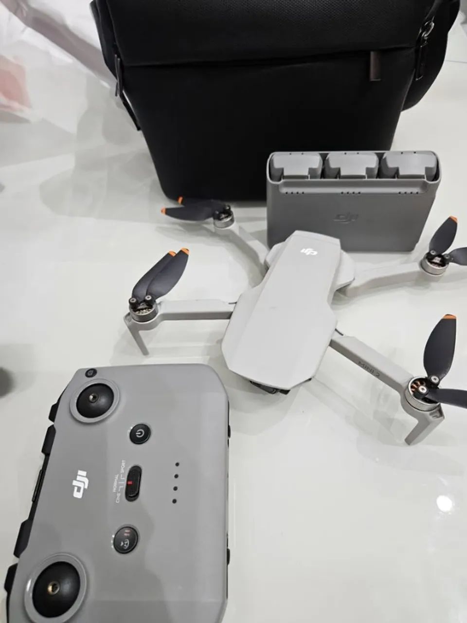 Drone DJI Mini 2 Fly More Combo Usado - Foto 2