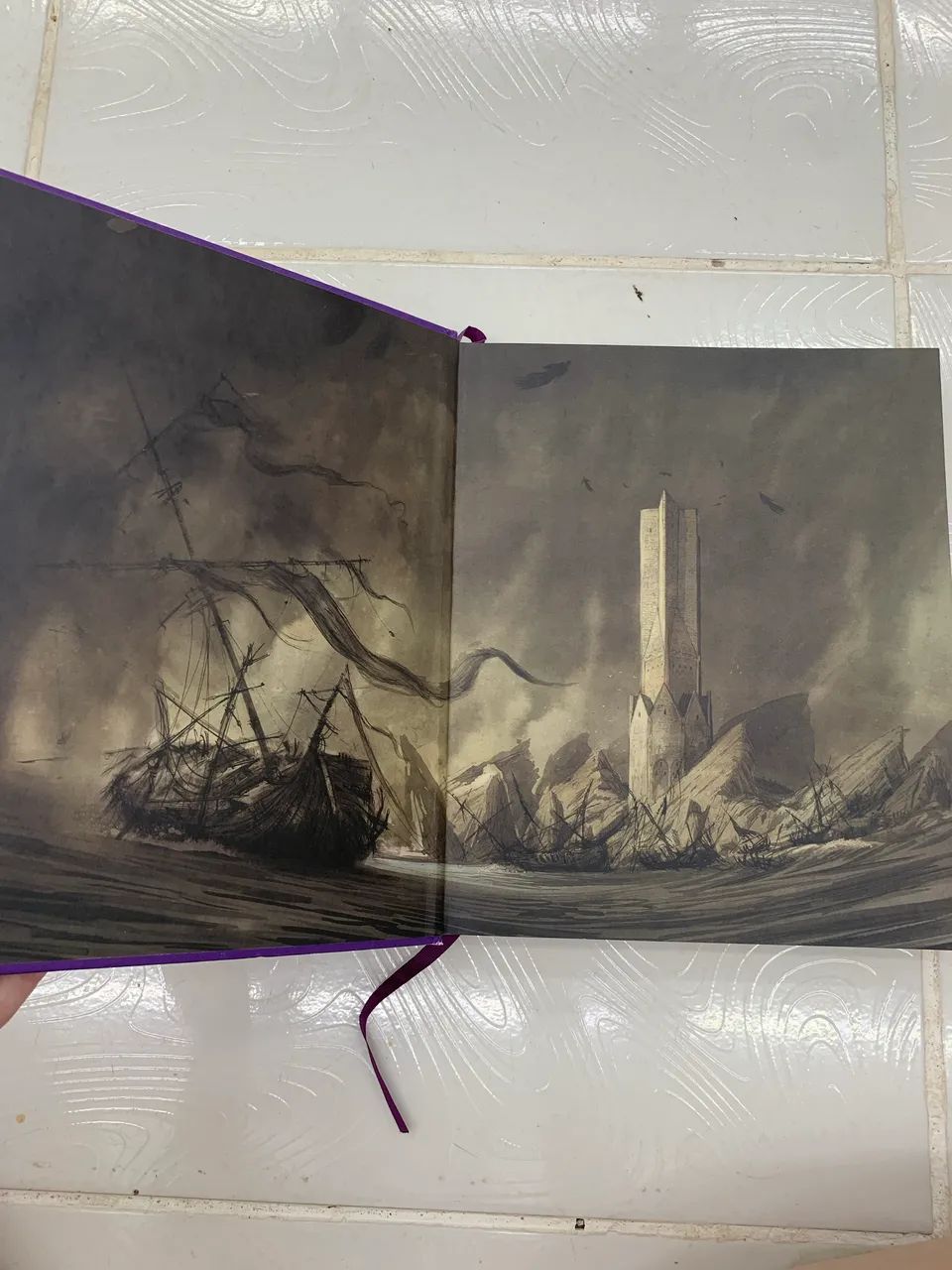 Livro Ilustrado Harry Potter e o Prisioneiro de Azkaban - Foto 2