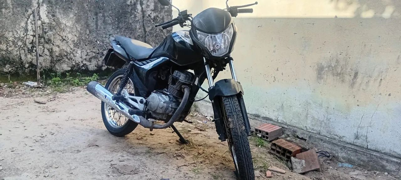 TITAN 150 COMPLETA
