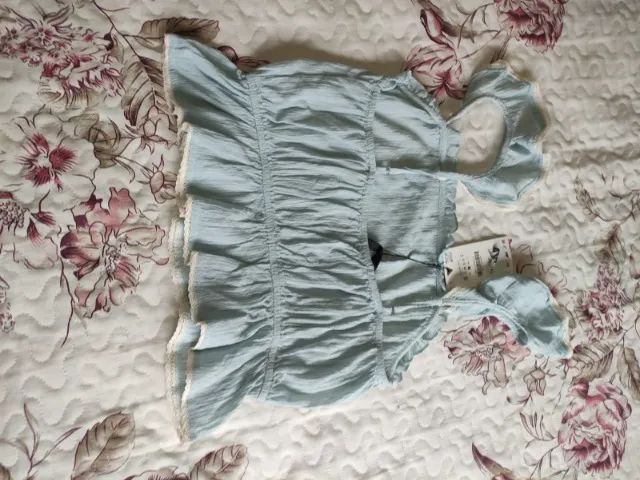Blusinha da Zara, tamanho P, nova  - Foto 3