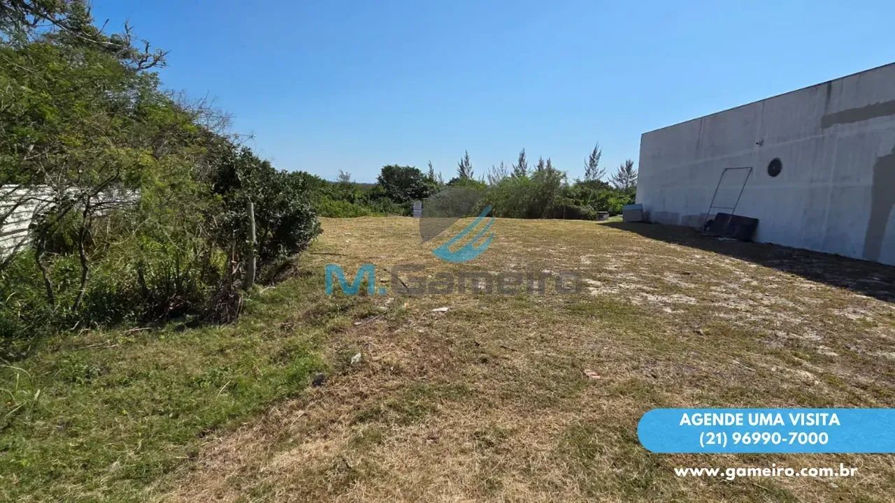 Aluga-se terreno com aproximadamente 200m² em Arraial do Cabo.