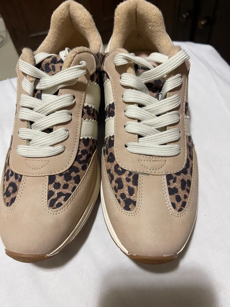 Tênis animal print importado  - Foto 2