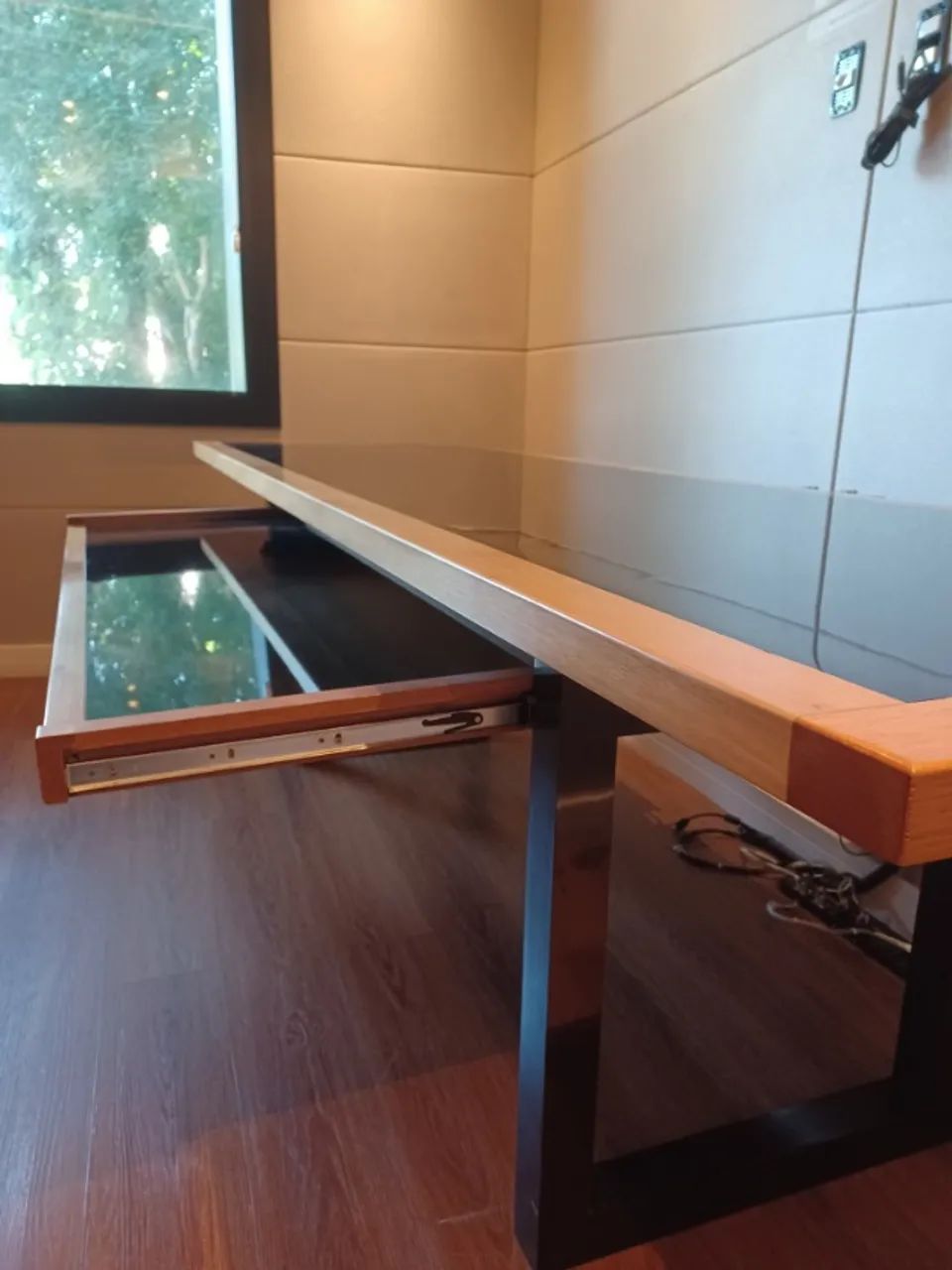 Mesa Laqueada Para Escritório ou Estúdio - Foto 5