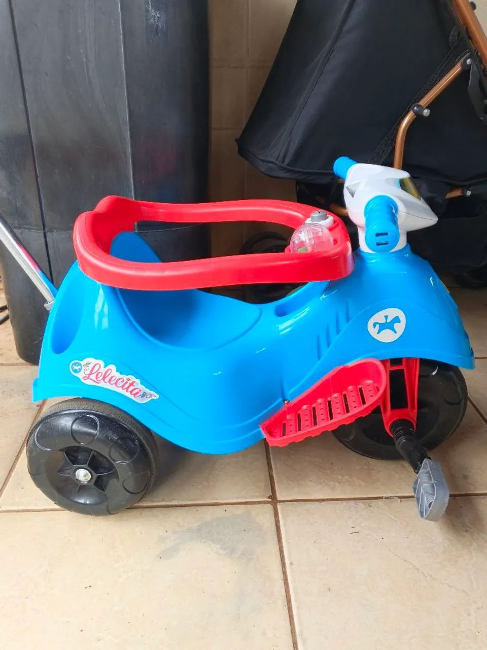 Vende-se motoca 