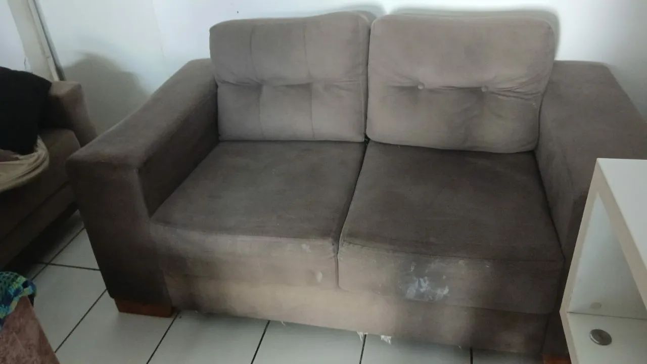 Sofá de dois e três lugares