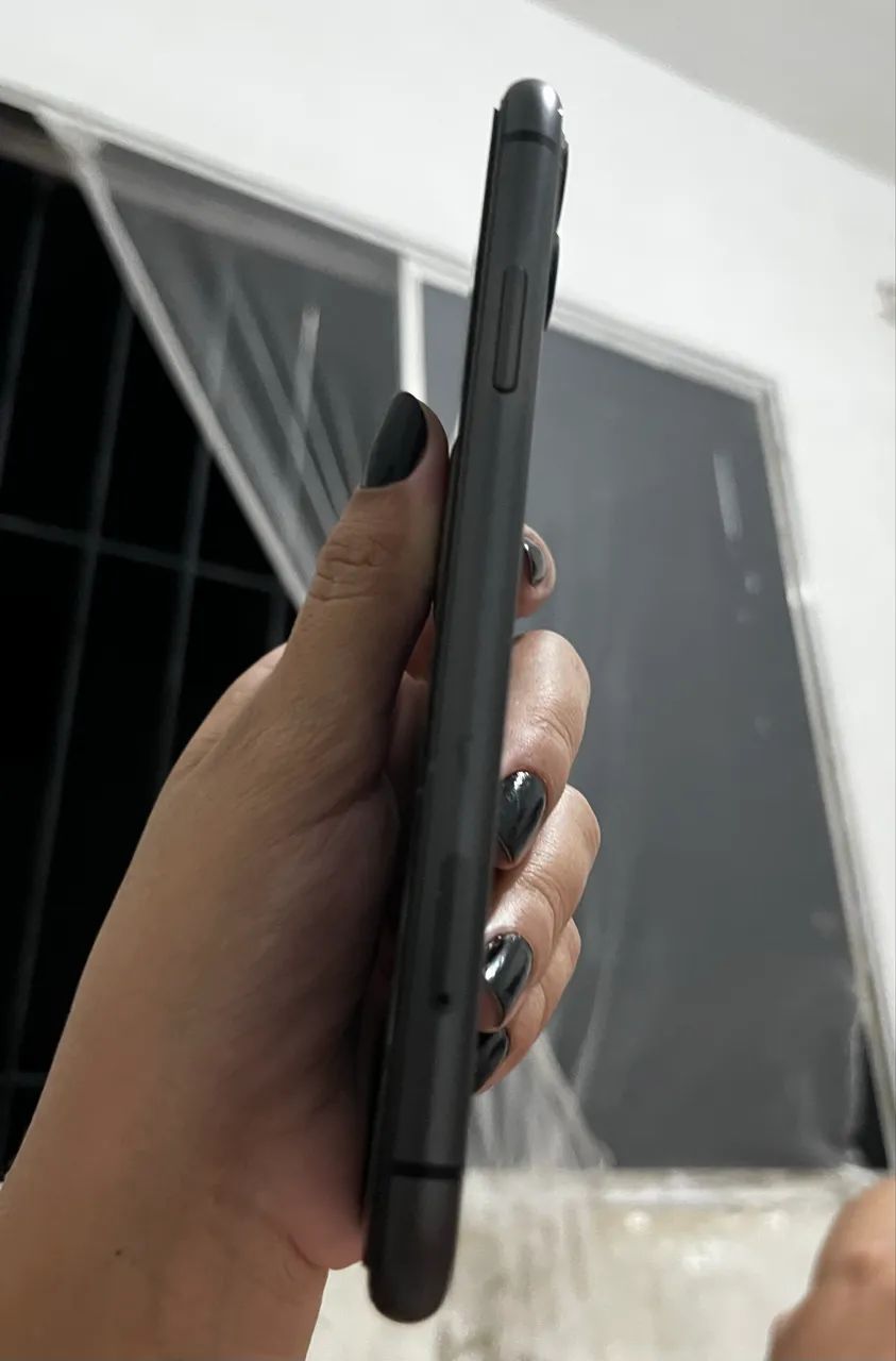 IPHONE 11 - 64 Gigas  - Foto 3